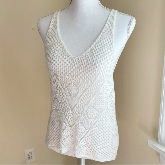 *SALE* Geometric Crochet Top - Picture 3 of 11